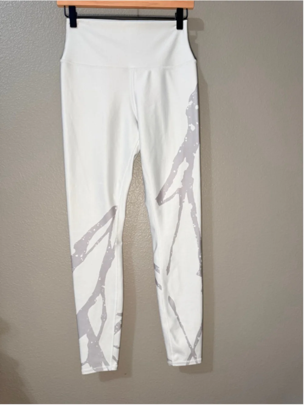 Women's Alo Yoga White & Gray Splatter High-Waist airlift Leggings L
